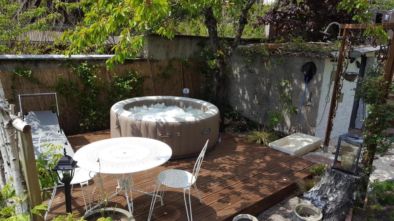 Les Iris Chambres D'Hote Niedermorschwihr Bagian luar foto