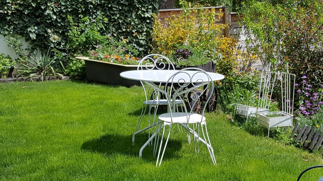 Les Iris Chambres D'Hote Niedermorschwihr Bagian luar foto